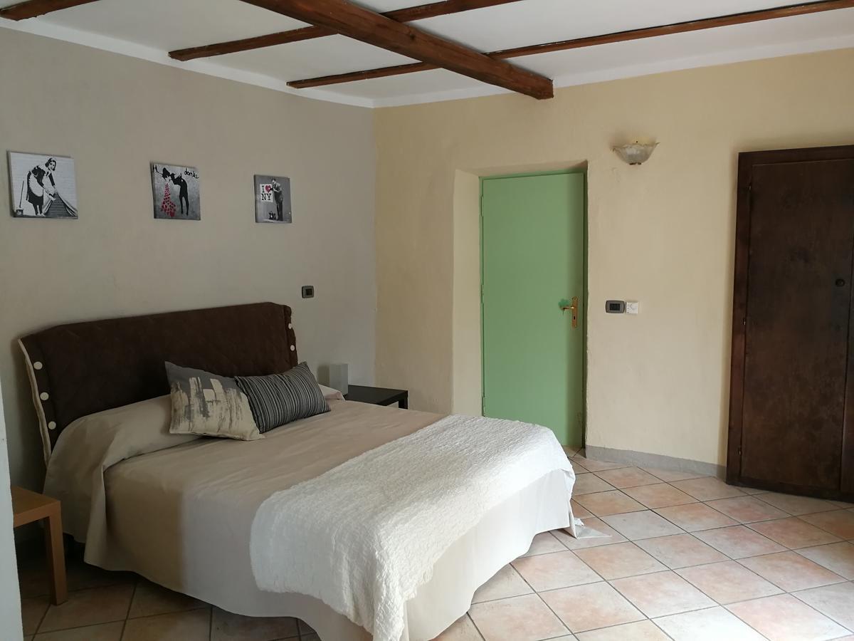 Locanda Montecarlo Lesegno Ngoại thất bức ảnh